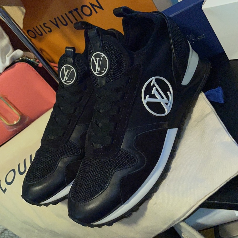 Louis Vuitton run away sneakers